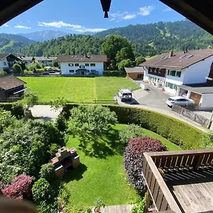 Schönes Dg Im Herzen Von Apartment